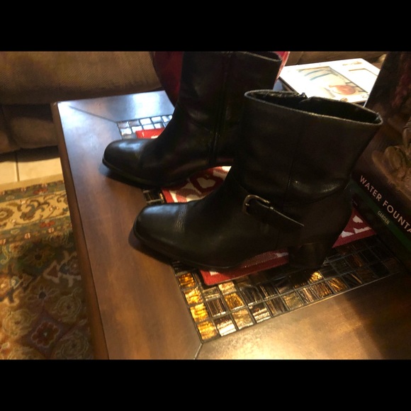 Authentic MK / LV/ Isaac Mizrahi - Picture 1 of 7